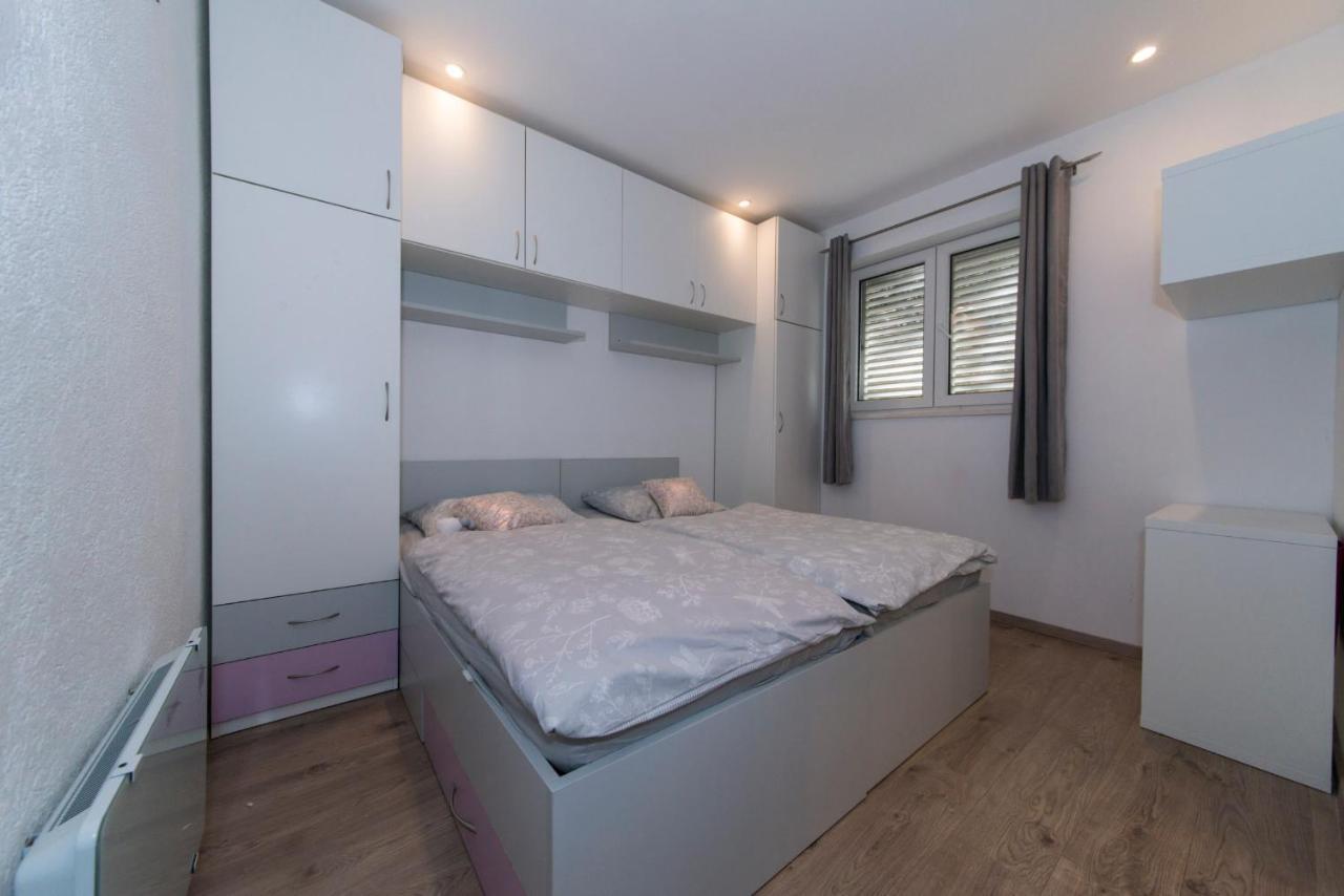 Apartman Luka Vila Vesa Promajna With Jacuzzi & Garden公寓 外观 照片