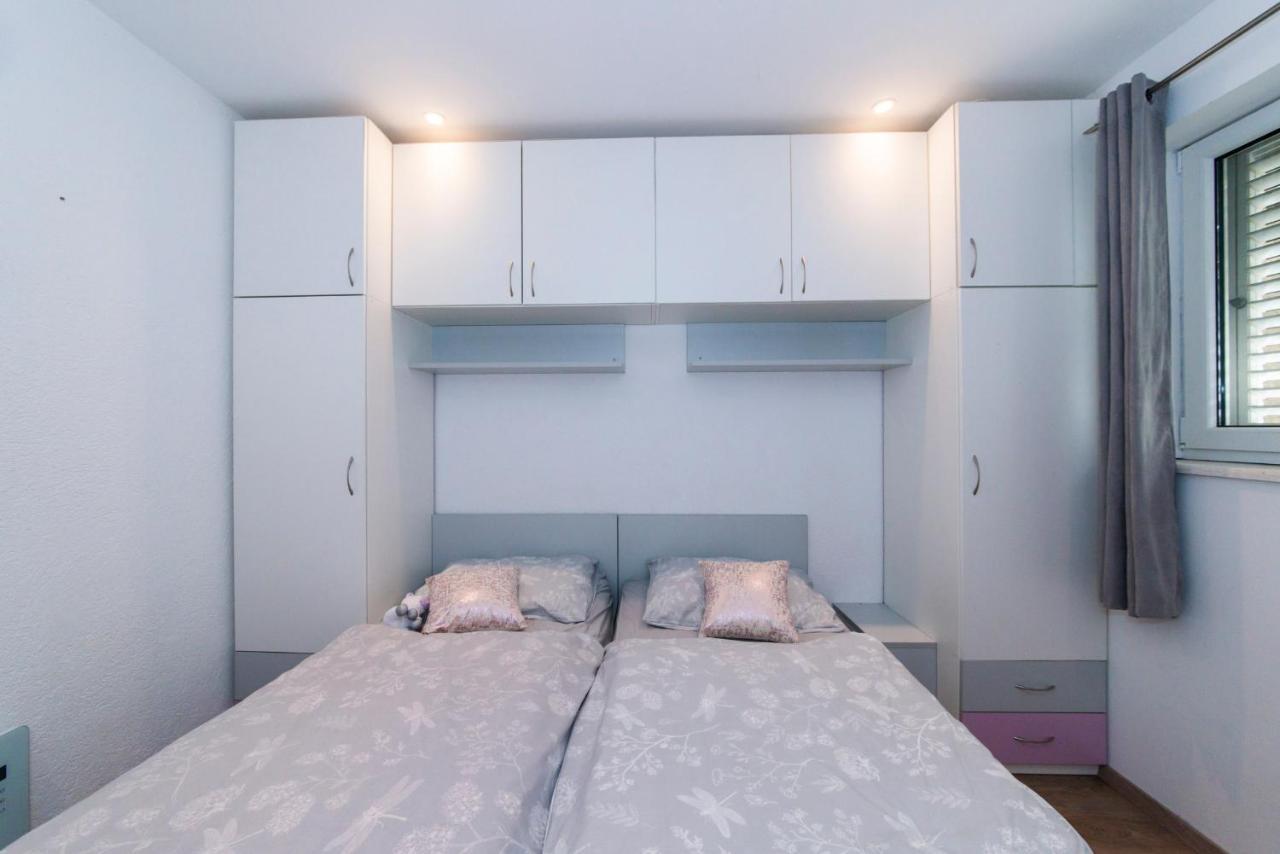 Apartman Luka Vila Vesa Promajna With Jacuzzi & Garden公寓 外观 照片
